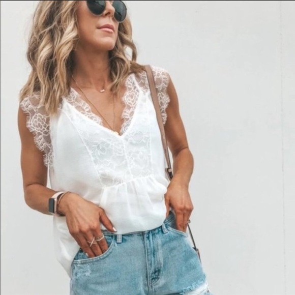 NWT White Chiffon Lace Blouse - Picture 5 of 9